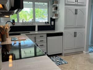 {{ custom_values.service_4 }} in {{custom_values.area_2})