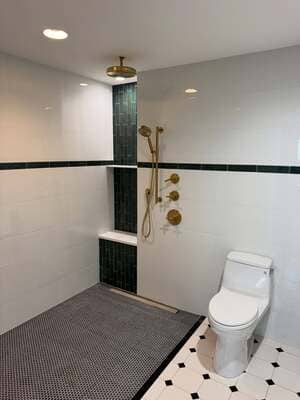 {{ custom_values.service_4 }} in {{custom_values.area_4})