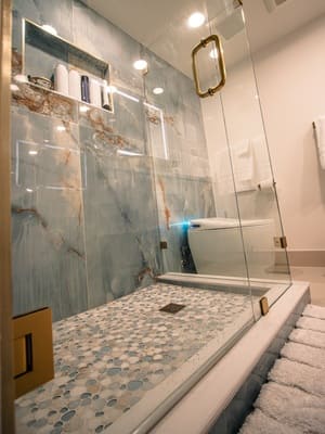 {{ custom_values.service_4 }} in {{custom_values.area_5})