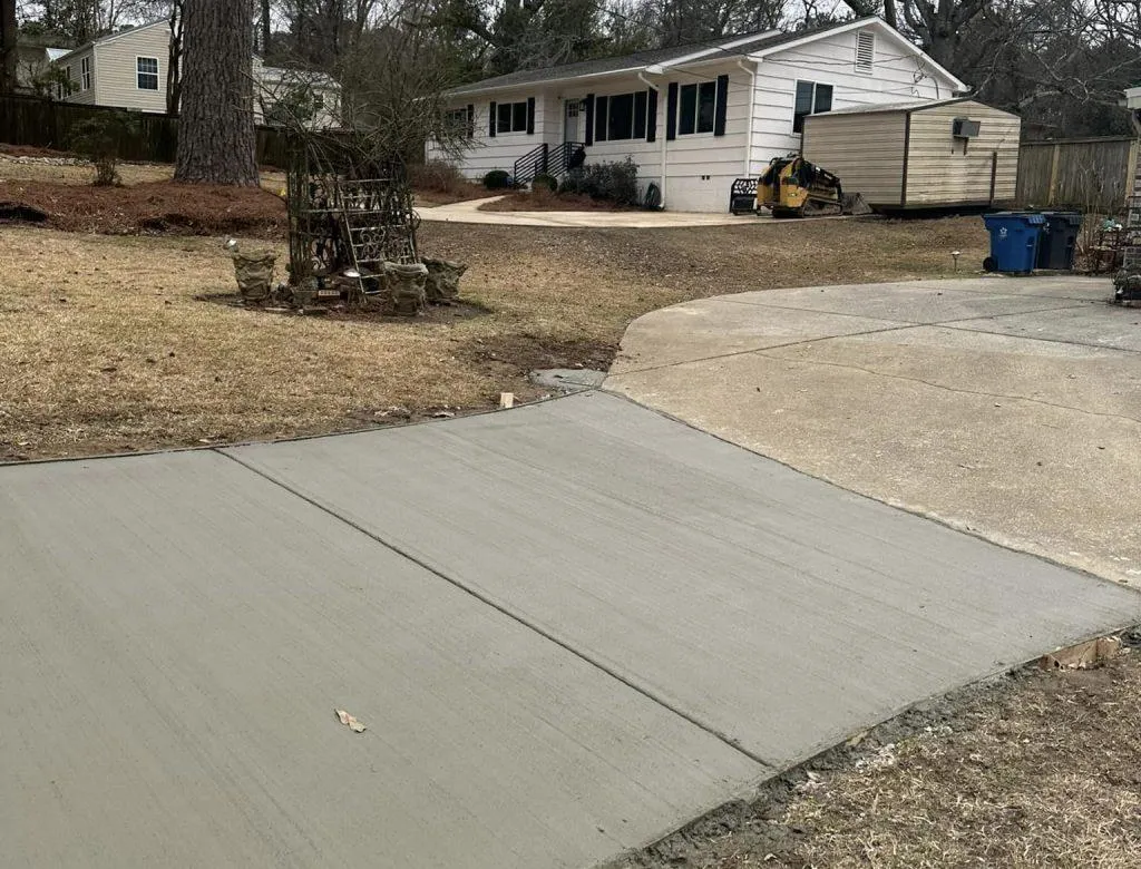 Birmingham Concrete builds and installs Driveway
