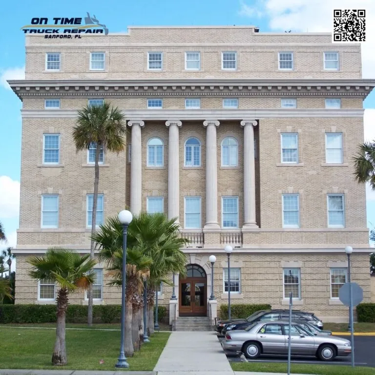 Tavares, FL