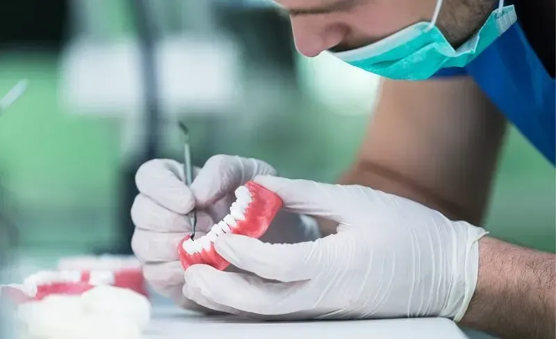 best dentures for precise fit and natural look