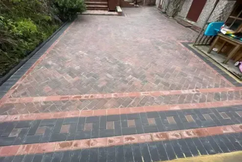 image of a driveway