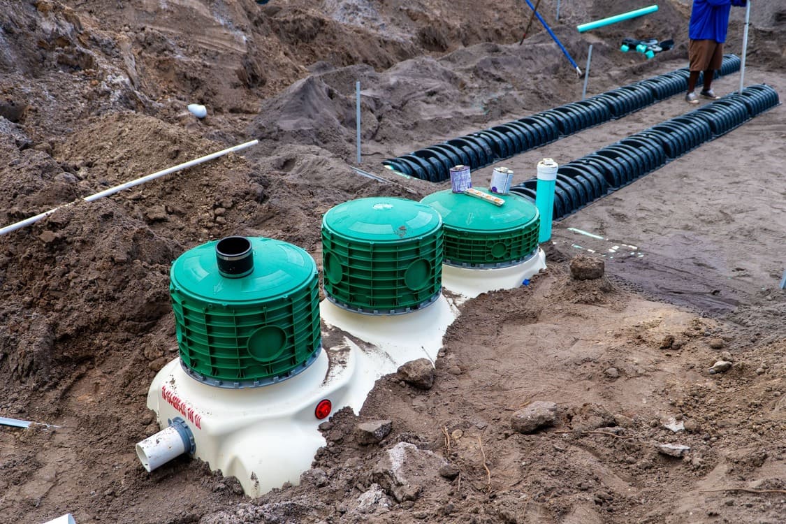 {{ custom_values.service_1 }} in {{custom_values.biz_area_1})