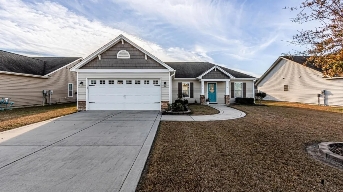 Jacksonville, North Carolina Concrete levels driveway.