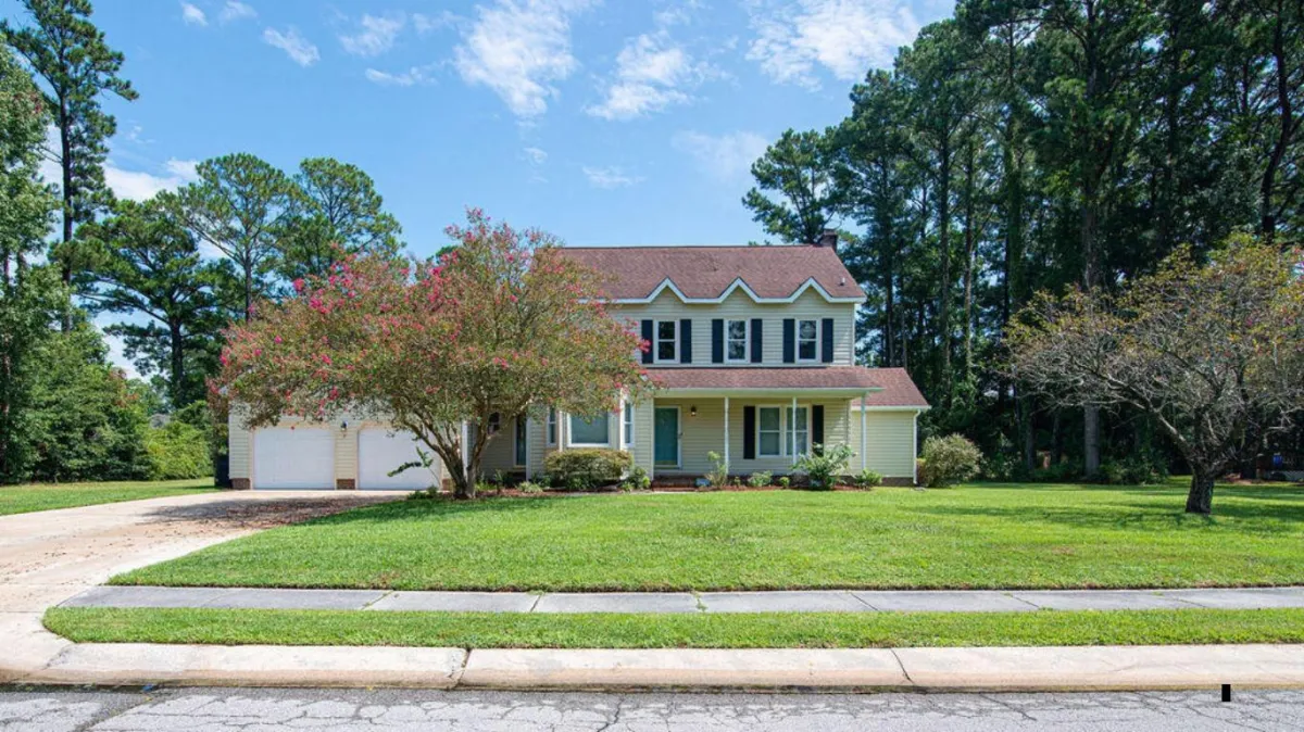 North NC, Concrete builds and installs Driveway