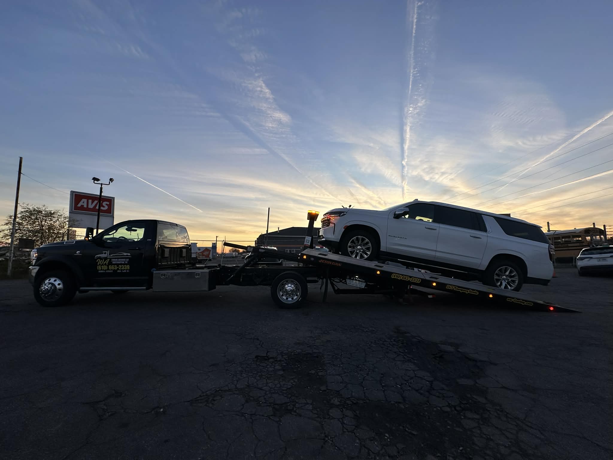 WA Towing Services providing emergency towing and accident recovery in Allentown PA