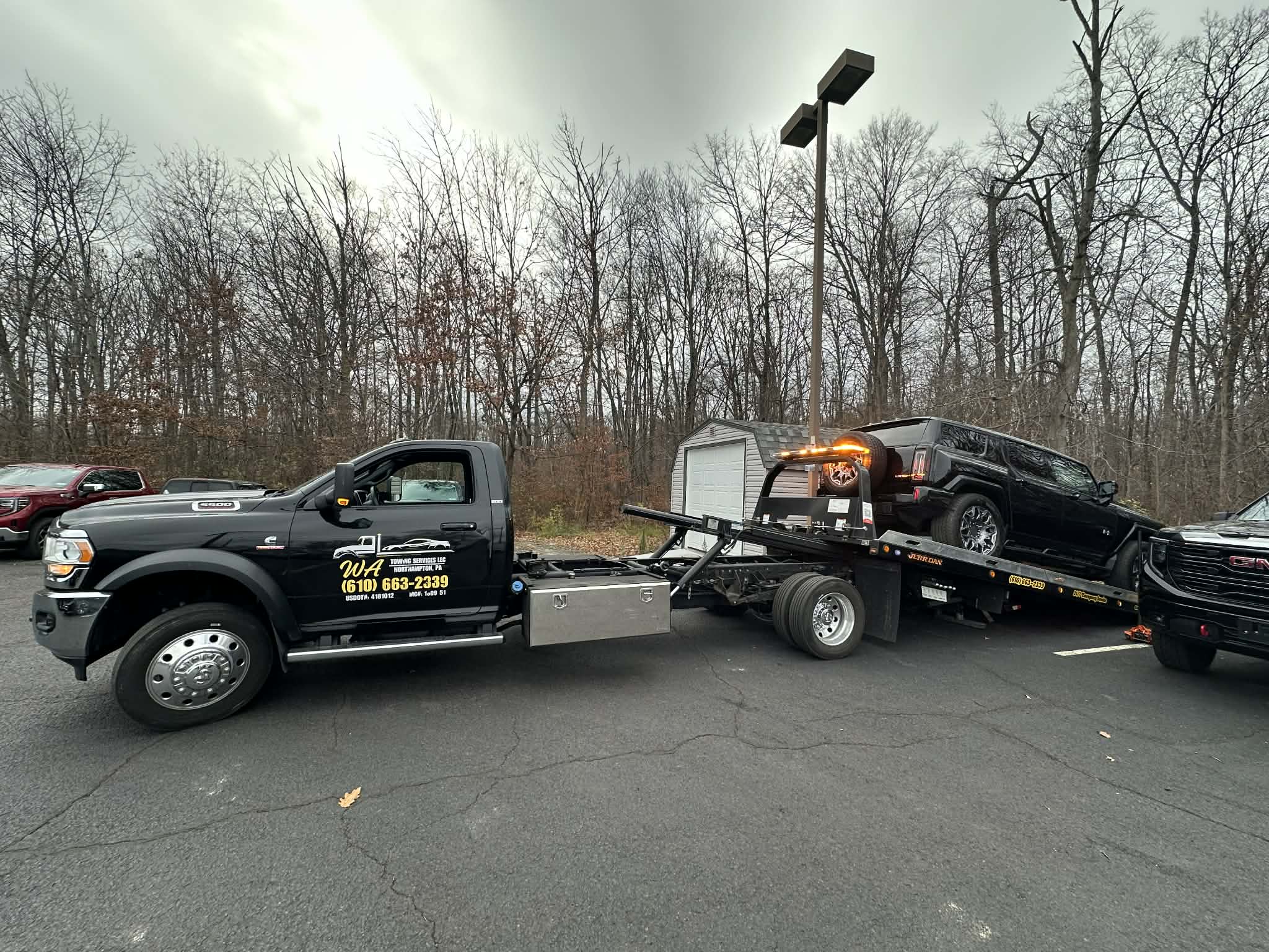 Roadside assistance service providing jump start and tire change in Allentown PA