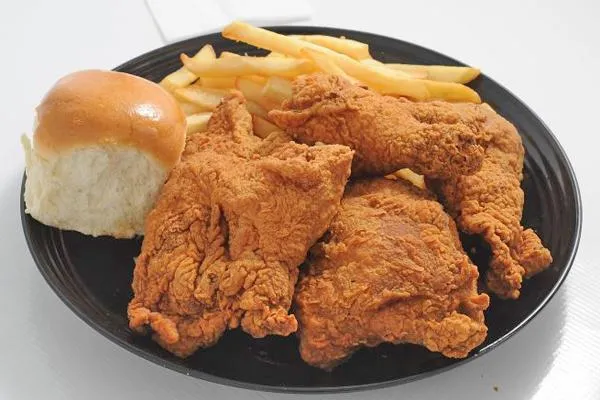 Louisiana Famous Fried Chicken in 3518 Lakeview Parkway, Rowlett, TX 75088