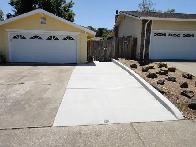 Joplin Concrete builds and installs Driveway