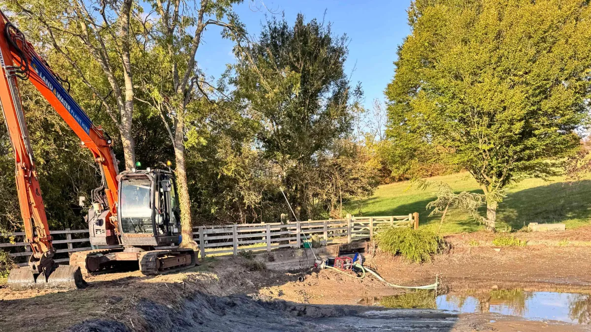 lake and pond construction Gloucestershire