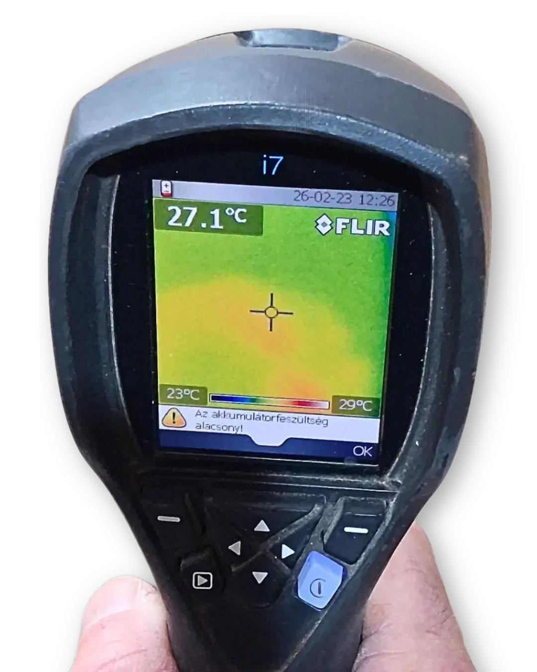 Padlófűtés szivárgás bemérés hőkamerával, bontás minimalizálásával.