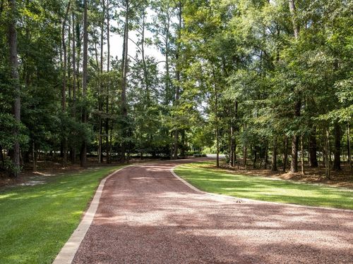 Gravel Driveway Installation in Waterford, MI