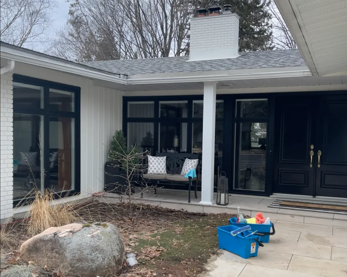 Interior and exterior window cleaning Ottawa