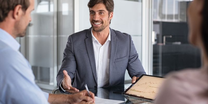 Choosing the Right Credit Recovery Consultants: A Guide to Better Credit