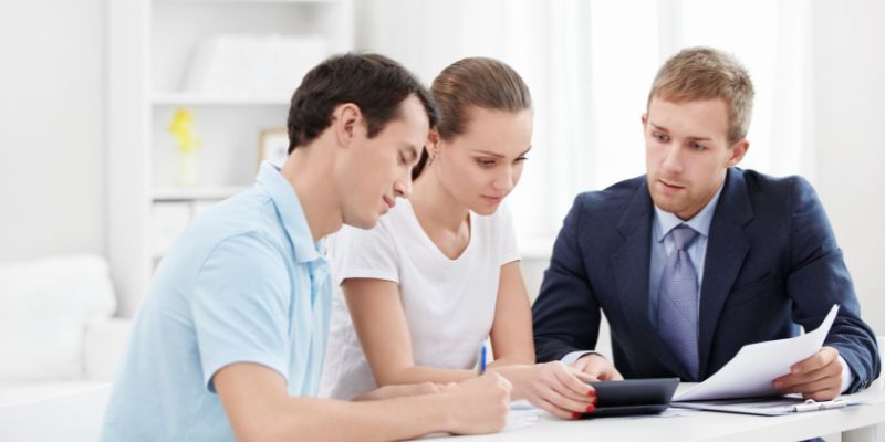 How Business Credit Consultants Help Build Strong Business Credit