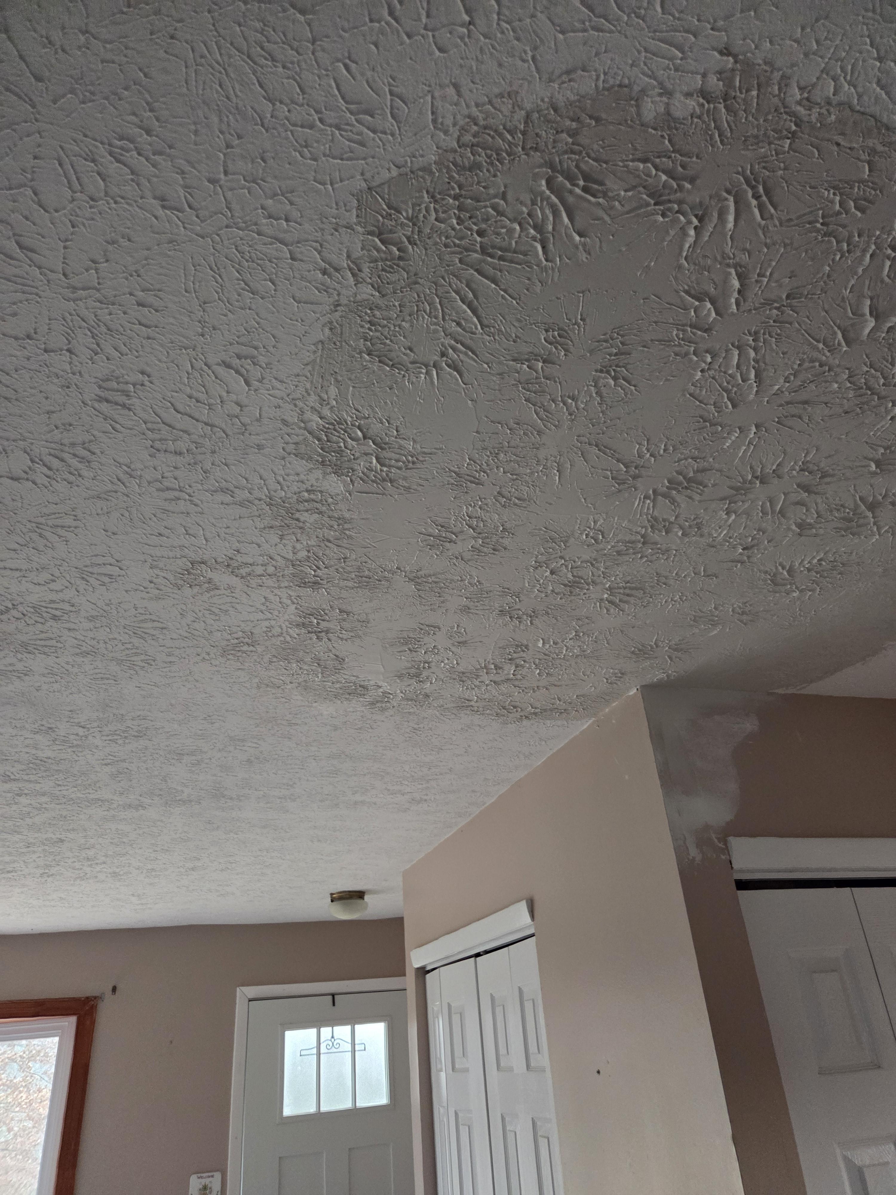 Ceiling texture matching that blends repairs for a consistent finish