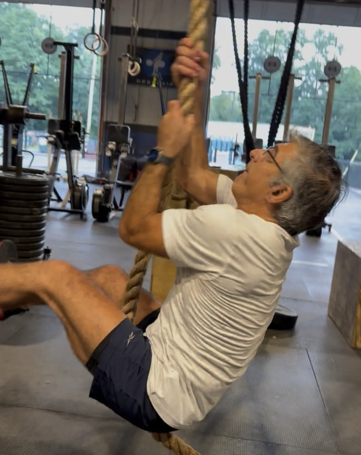 Ara rope climb