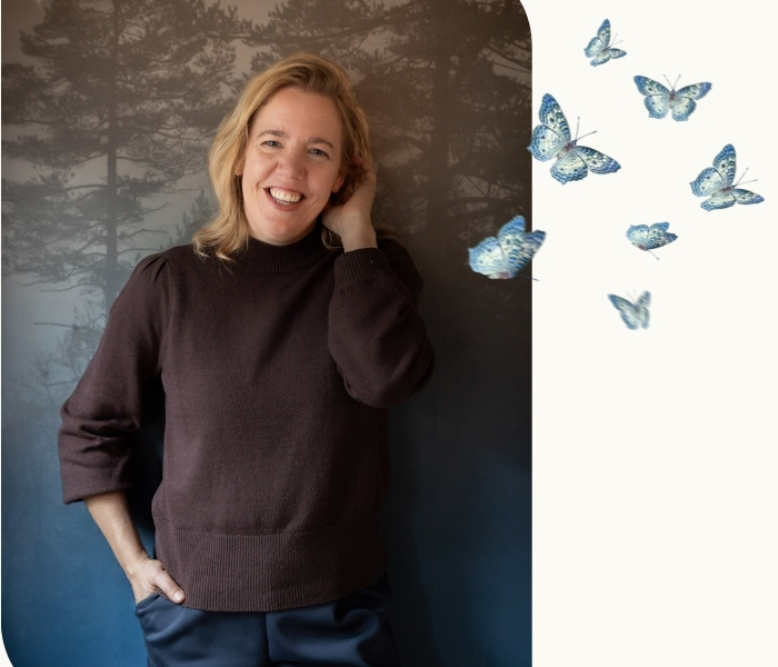 Ellen Kuijer portrait with butterflies