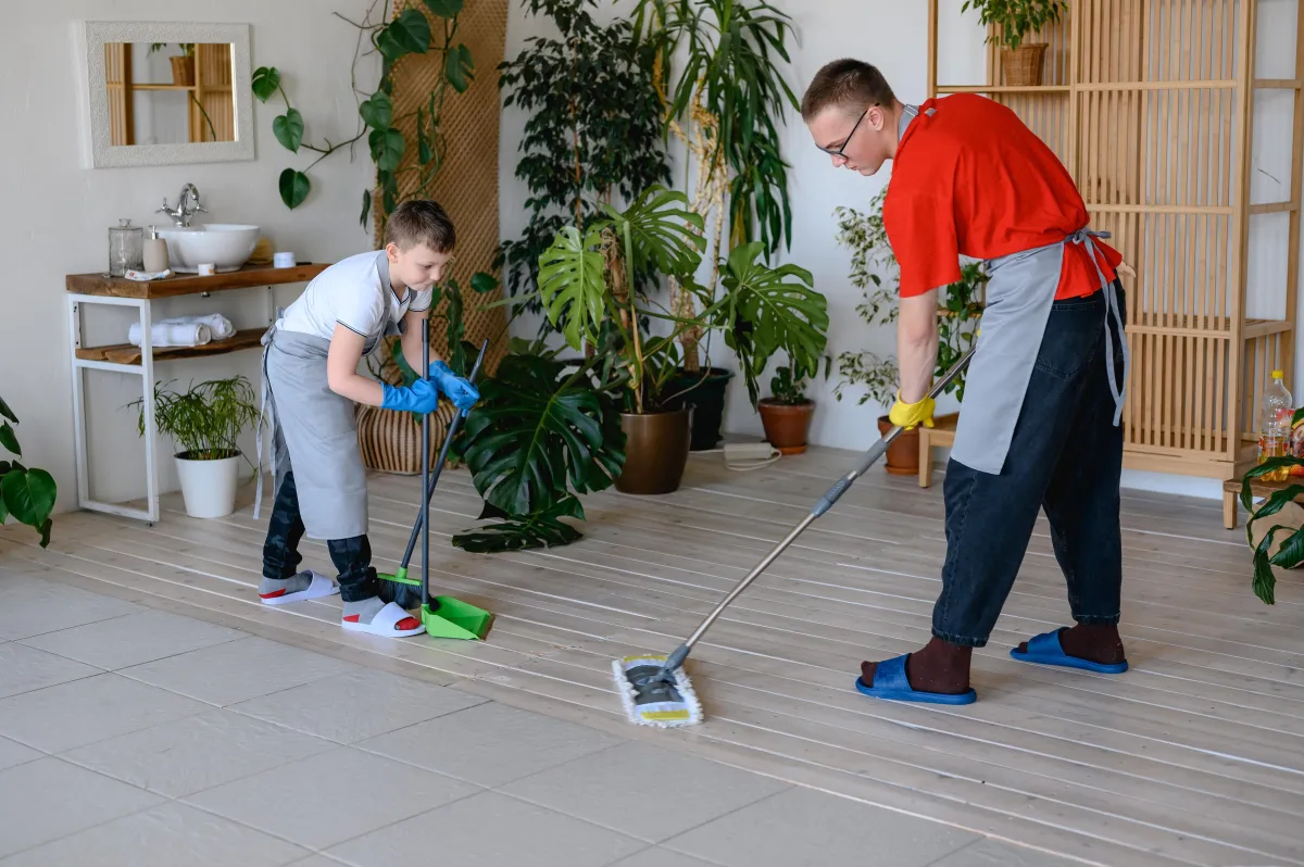  Commercial Cleaning