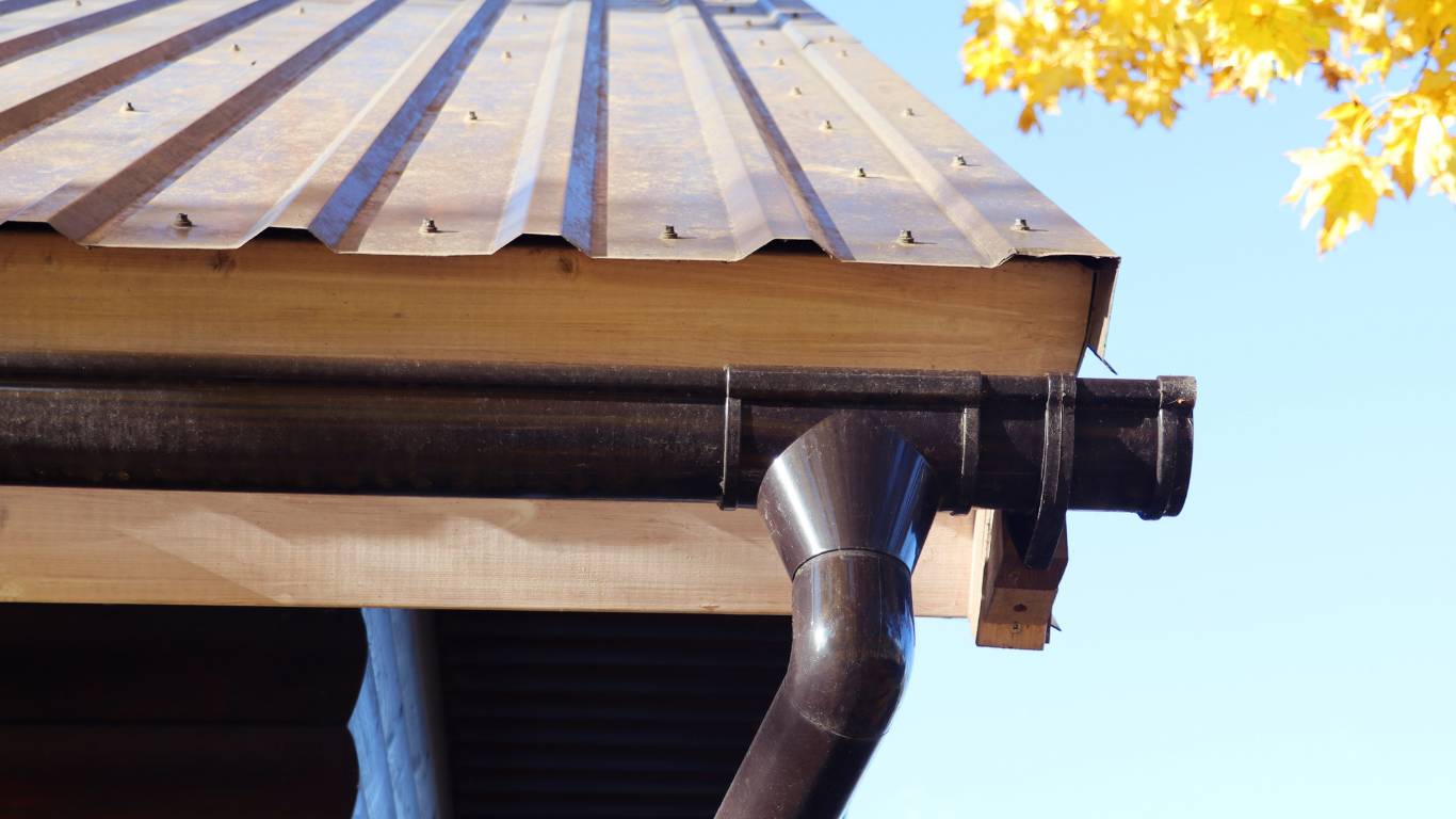 Balcony Gutter Installation Oahu | FBC