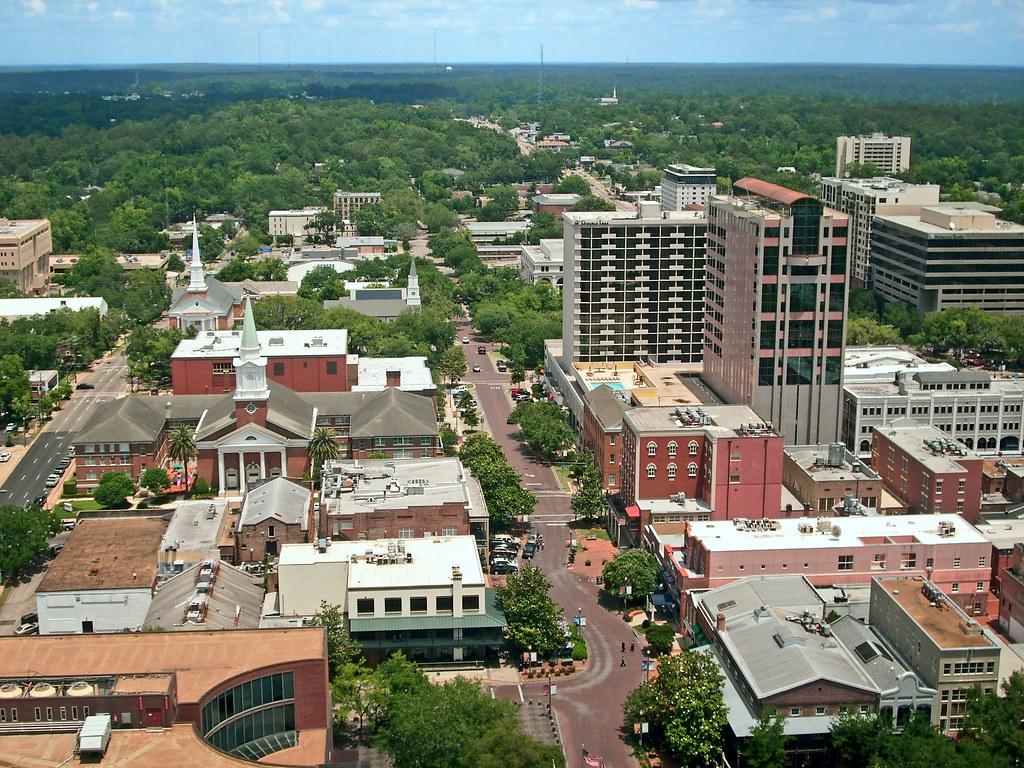 π‘ Moving to Tallahassee, FL? How an Extended Car Rental Makes the Transition Between Homes Easier