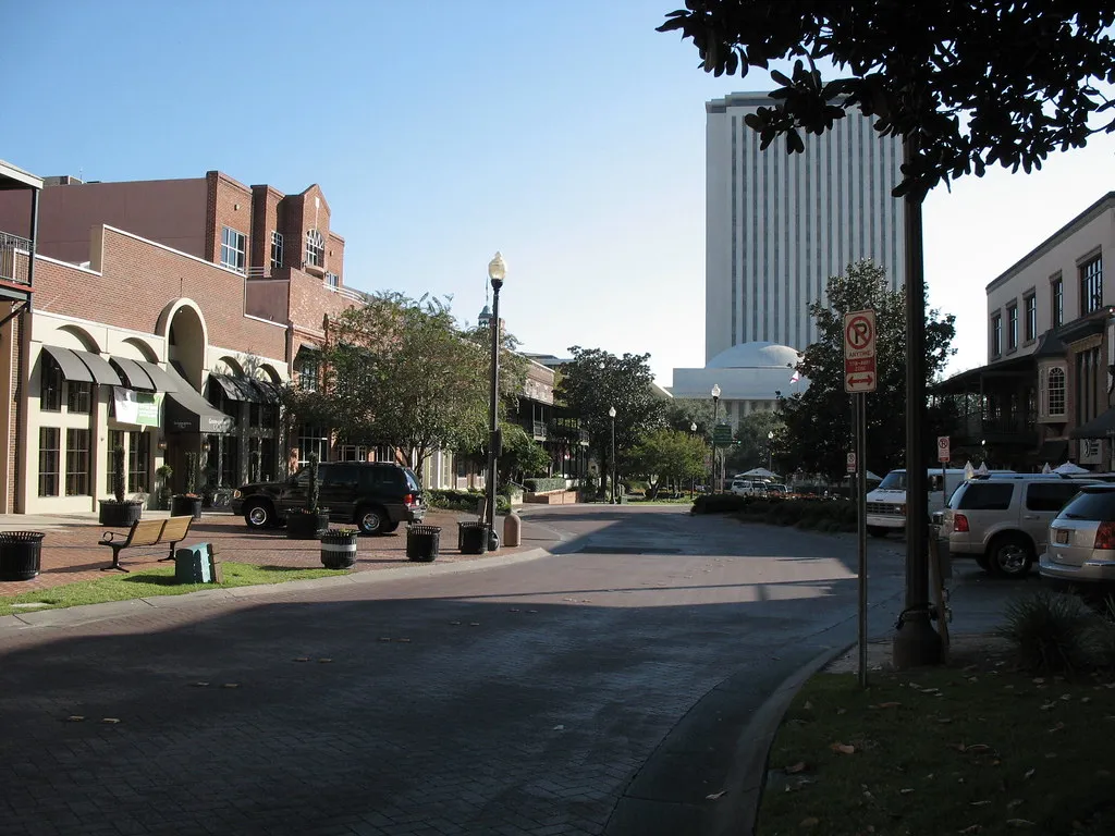 From Midtown to SouthWood: Finding the Right Long-Term Rental Car for Life in Tallahassee, FL