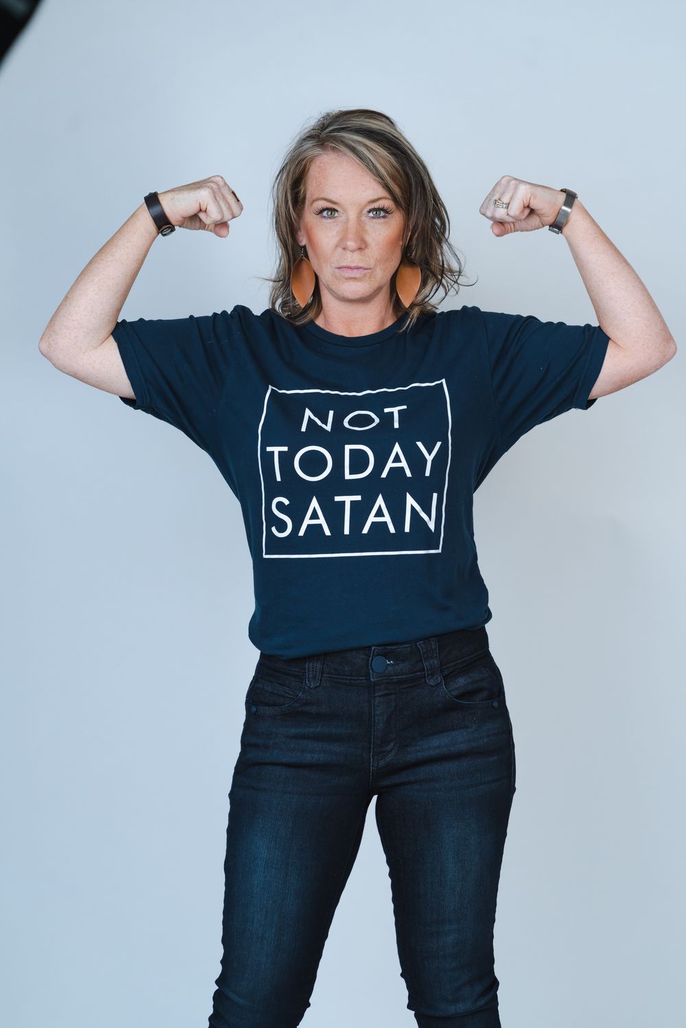 shutterstock_2214648355 png