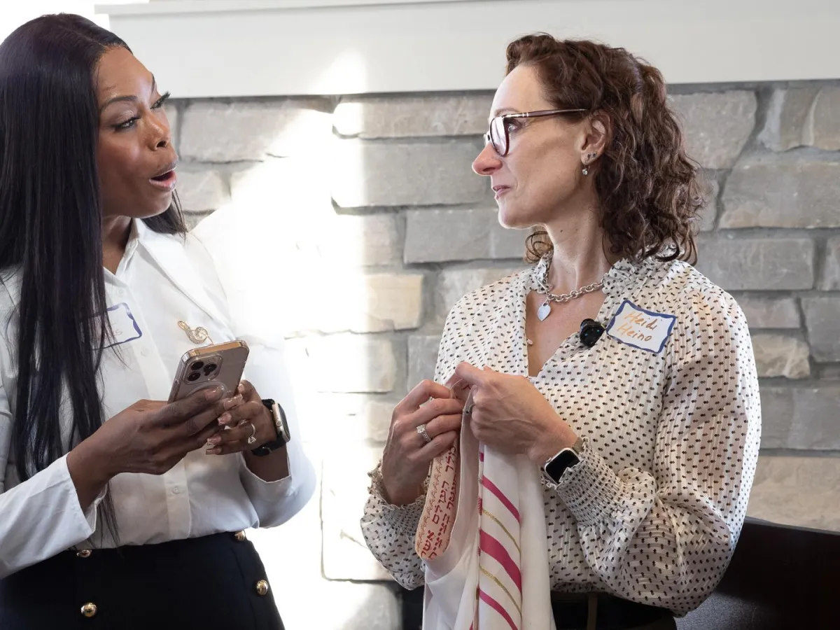 FEW, extraordinary women, The Fellowship of Extraordinary Women, inner circle