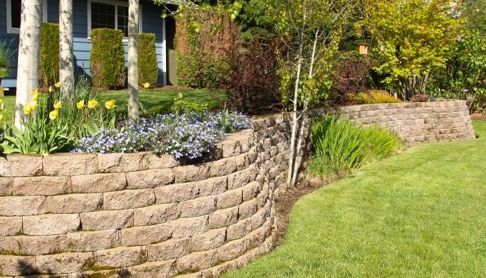 Outdoor Kitchens & Entertaining Spaces in 