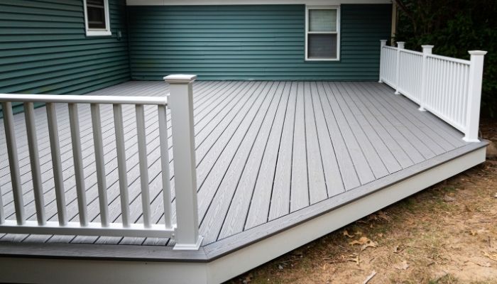 Composite Decking & Custom Deck Construction in 