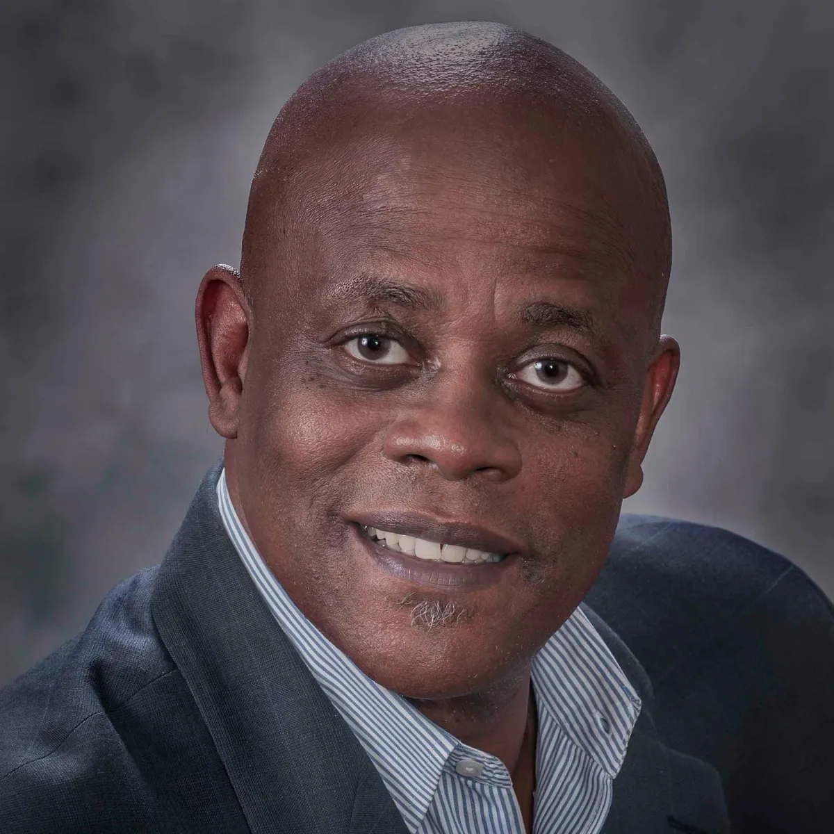 Mr. Larry Mitchell founded New Life Outreach Ministry, Inc. 