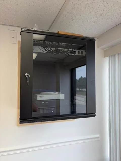 Low voltage network cabling in 