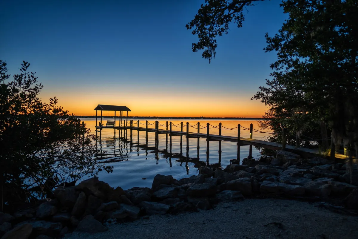 custom dock seawall merritt isand