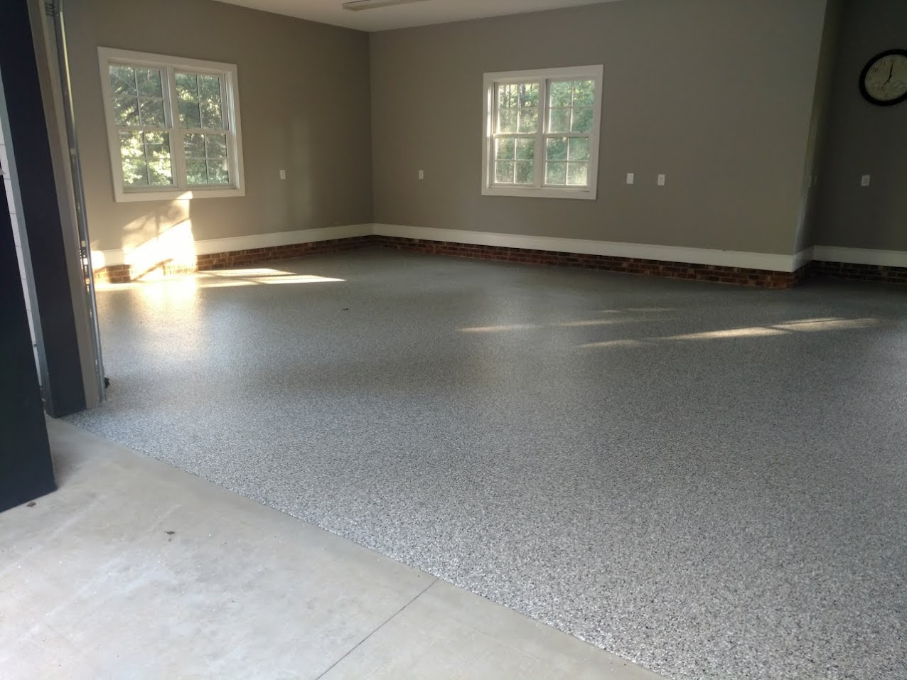 {{ custom_values.service_1 }} in {{custom_values.biz_area_1})