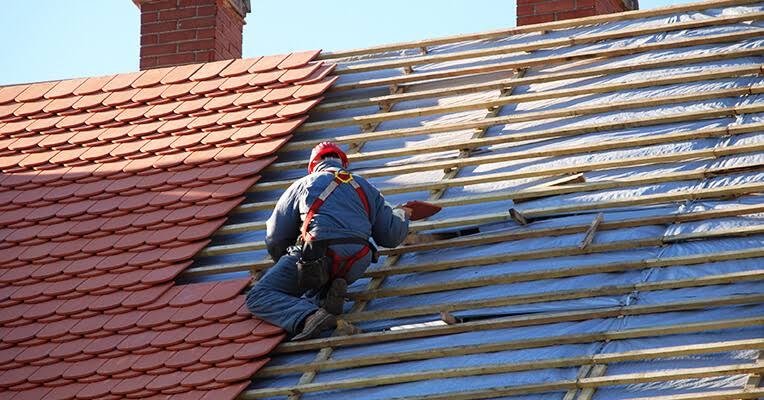 Roofing Leads in the UK: What's Actually Working in 2026 | Clientive
