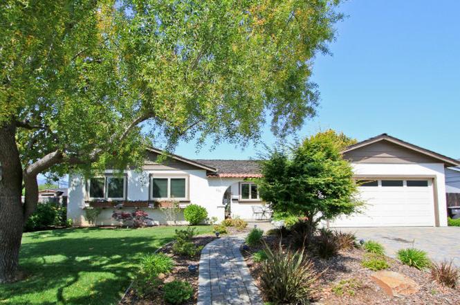 Mountain View Concrete builds and installs Pathway