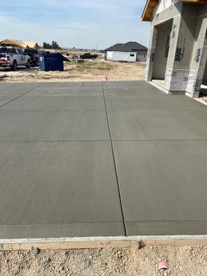 Twin Falls Concrete builds and installs Driveway