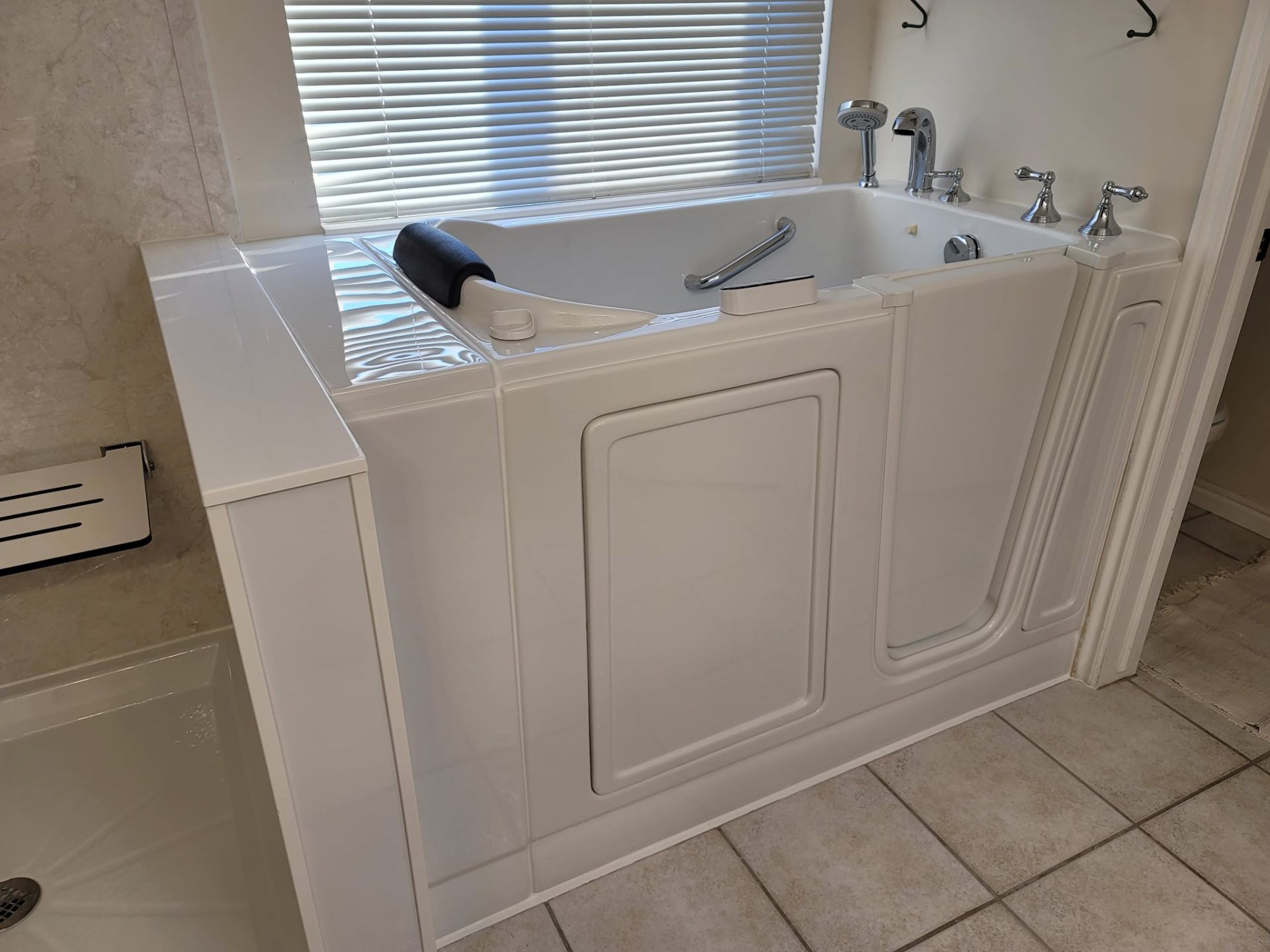 Walk-in Tub