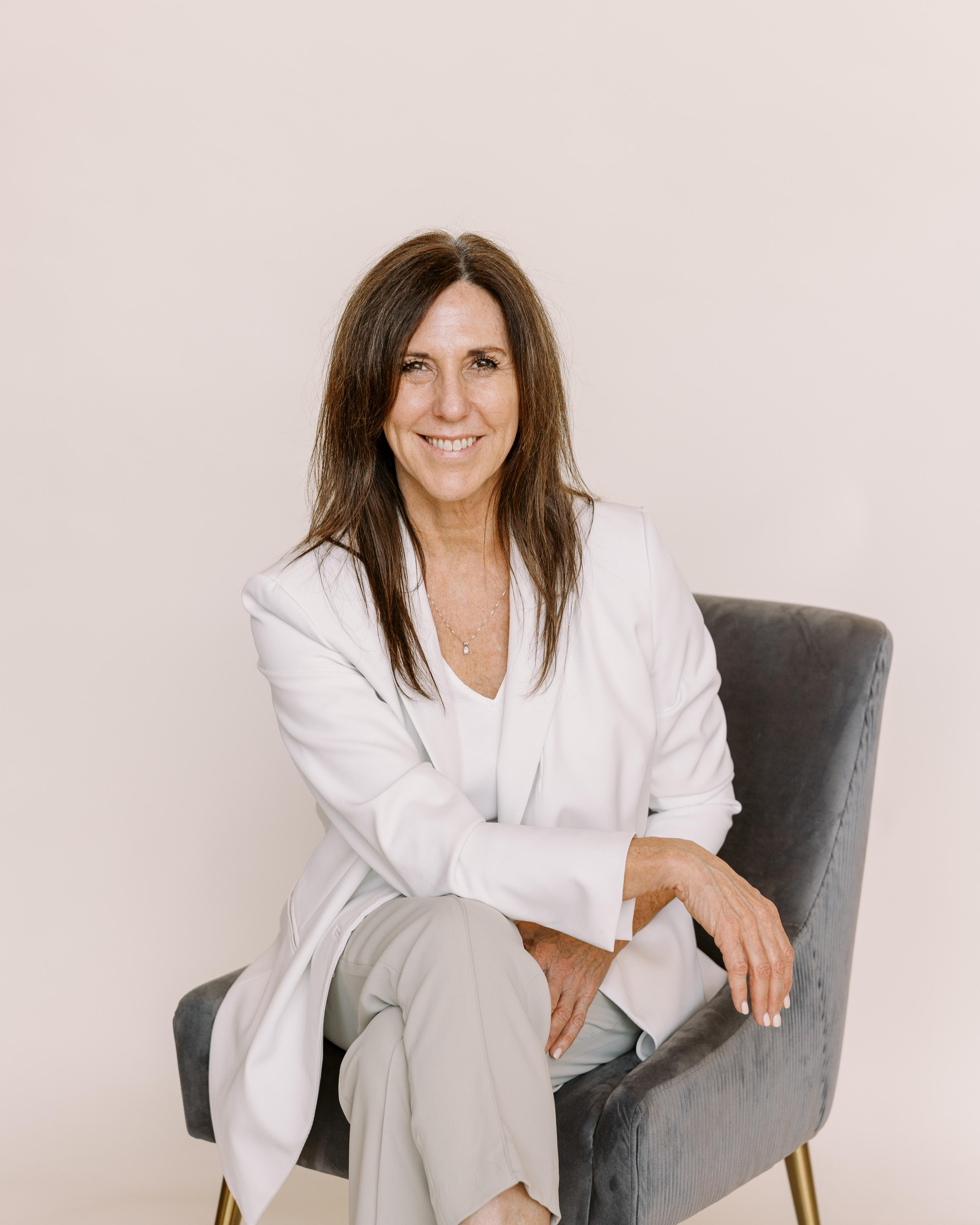 Julie Helm, NPc, IFMCP