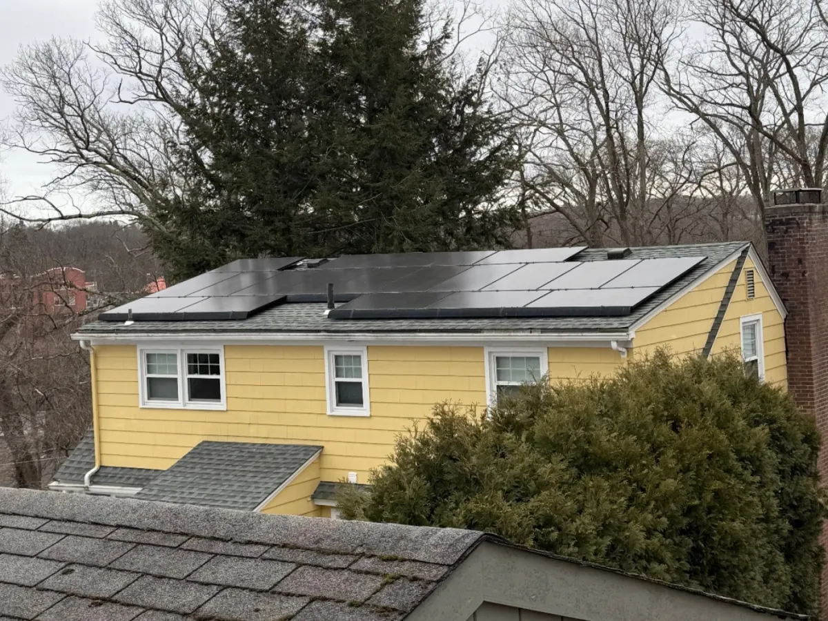 Solar equipment partner logo