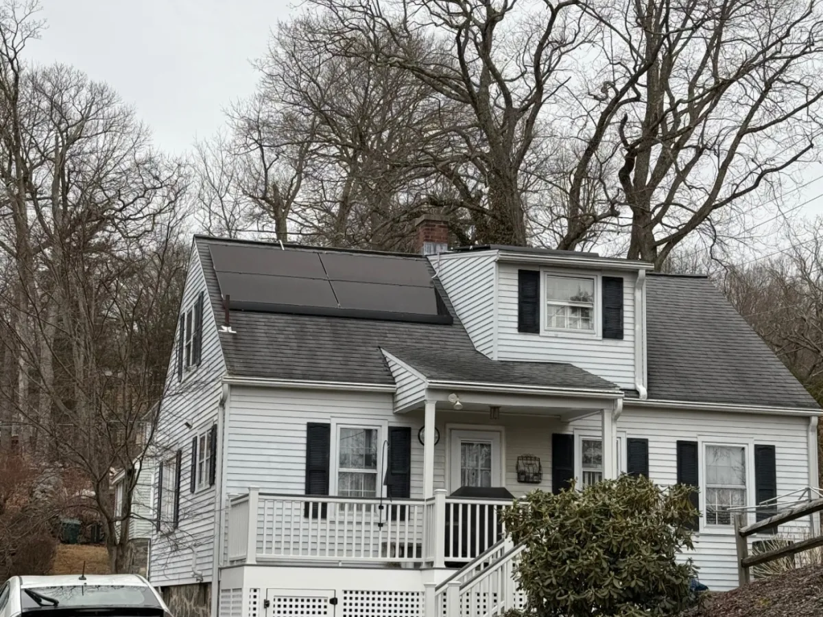 Solar equipment partner logo