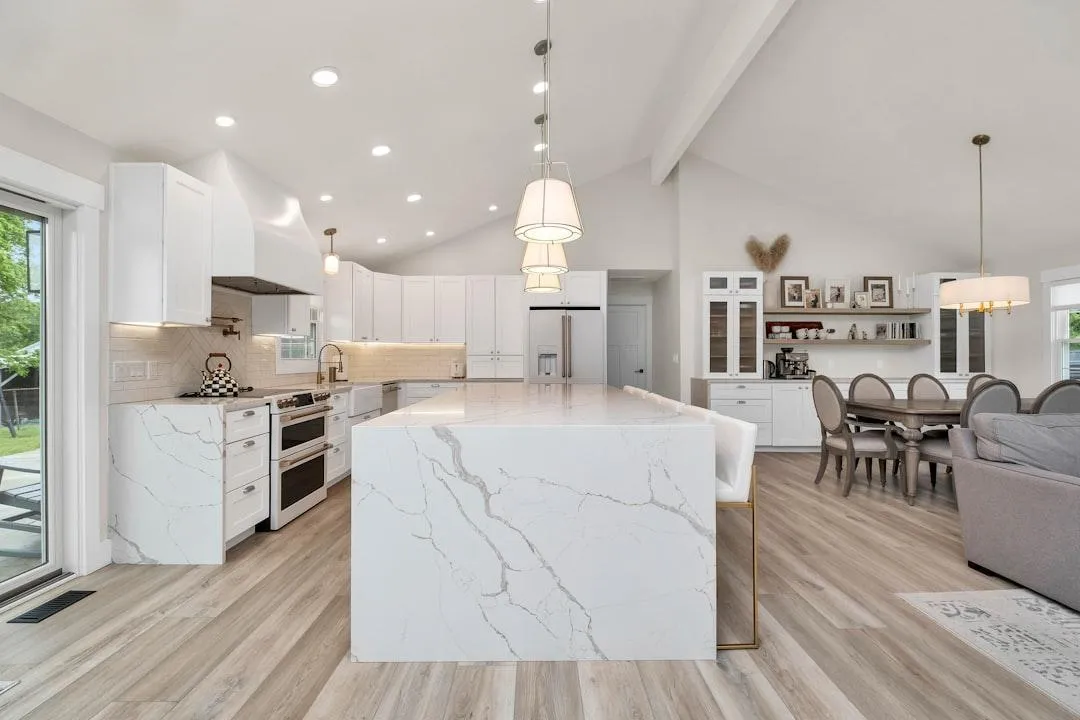 Kitchen remodeling with ig Mike's Handyman & Renovations Co.