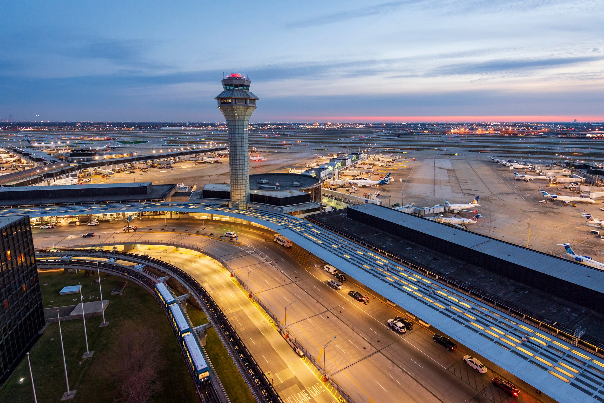Best Car Rental Options Near O’Hare International Airport for Easy Chicago Travel | Drive Ease Rentals – Chicago, Chicago Suburbs 🚗✈️ 