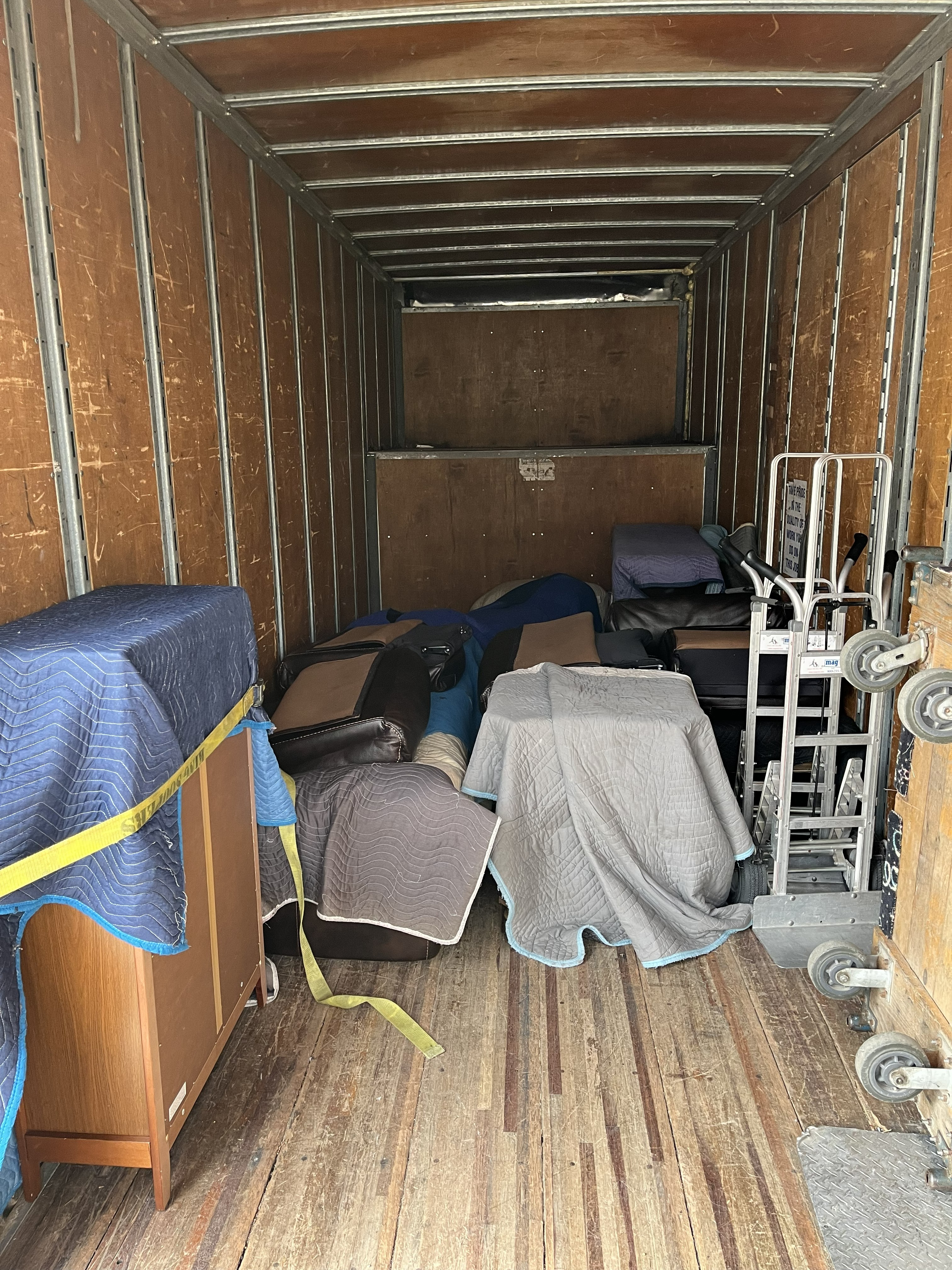 office relocation service by Chet's Transfer of Kearney, Inc.