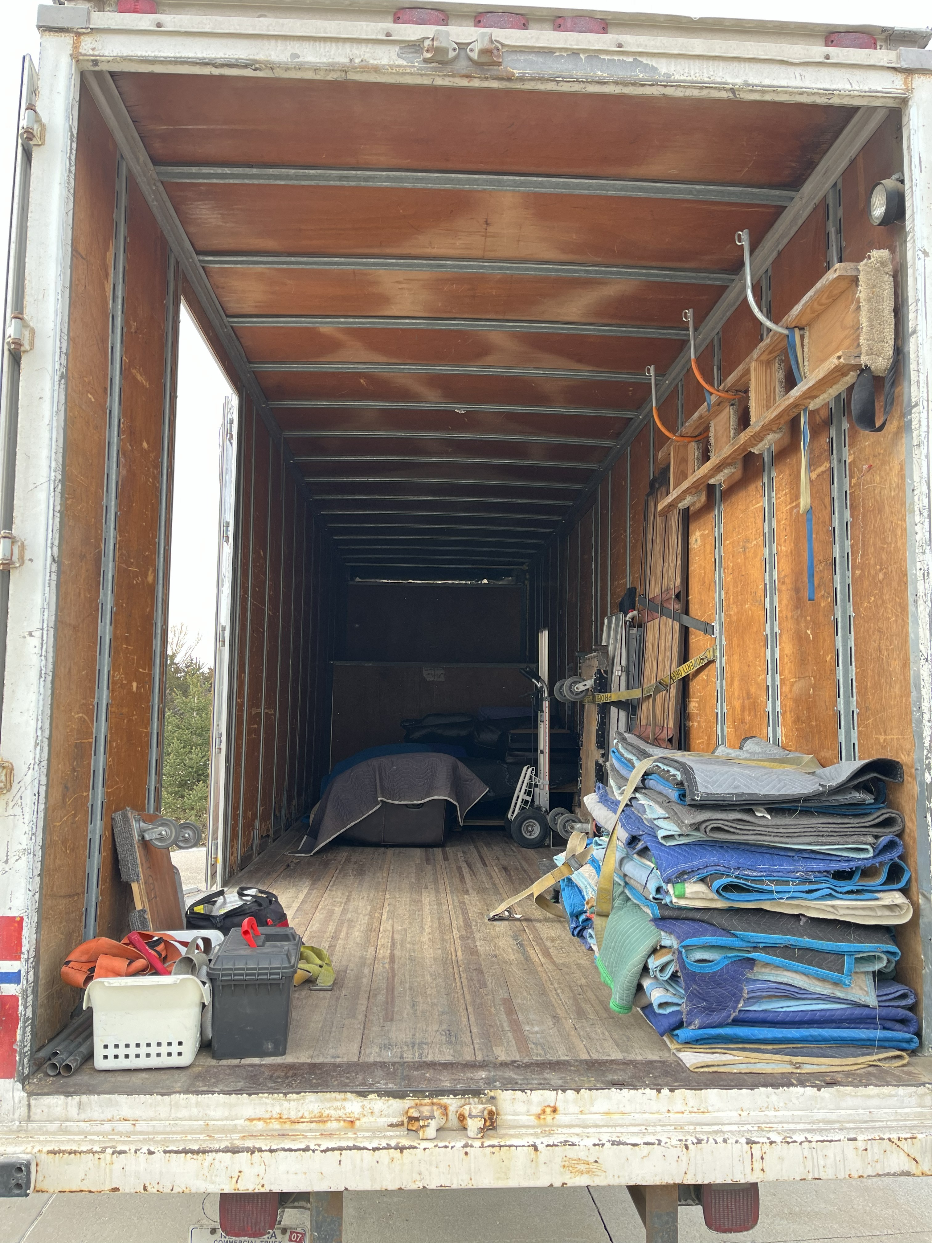 Chet's Transfer of Kearney, Inc.'s truck