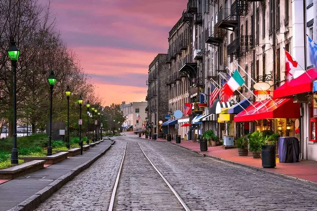 photo of Savannah's Historic District in Downtown
