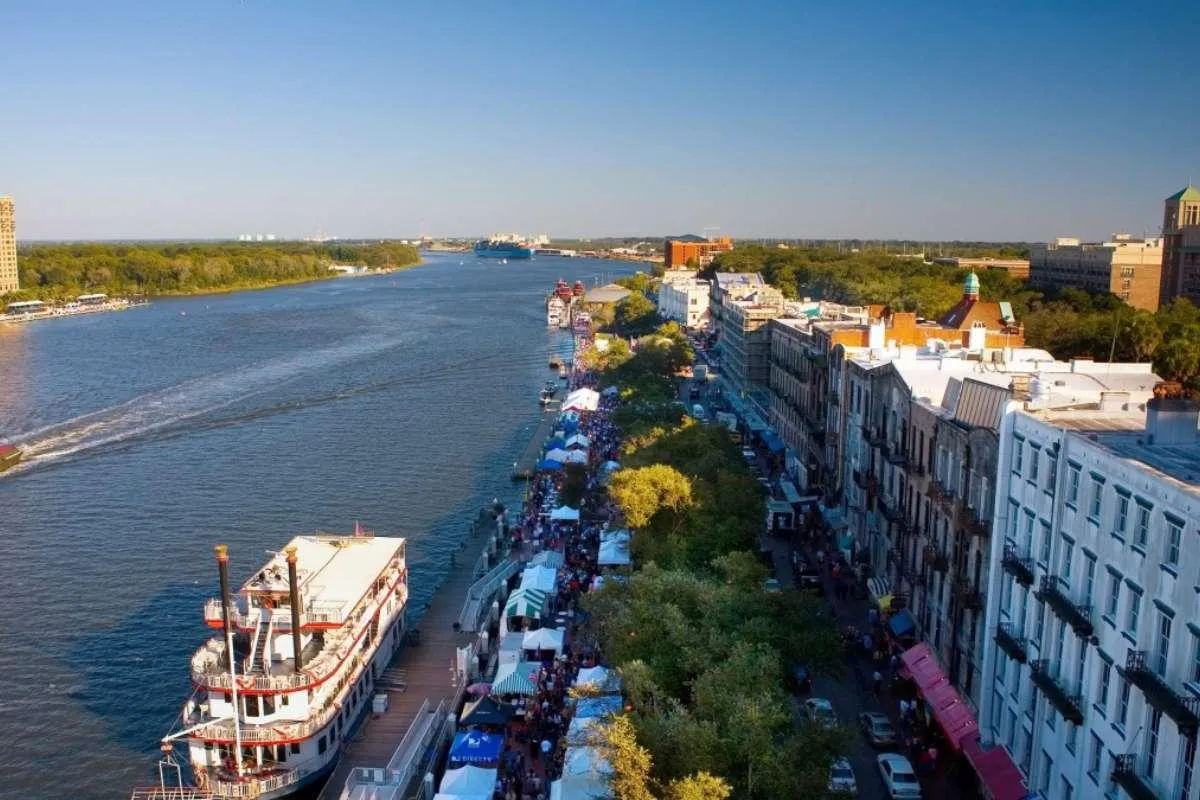 photo of River Street in Savannah, Georgi