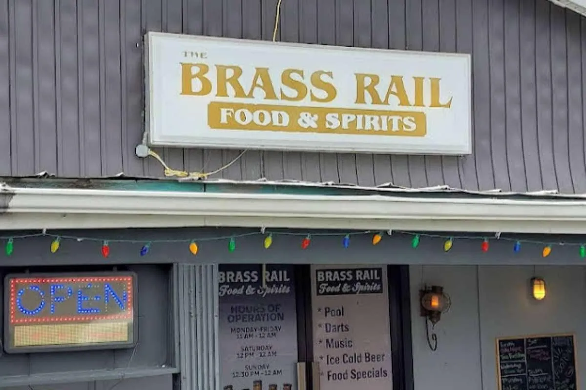 a photo of The Brass Rail Food & Spirits in Effingham County