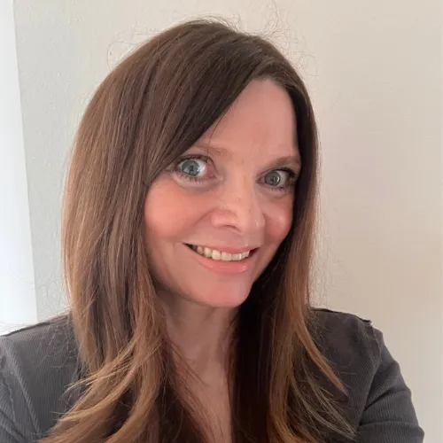 Face Yoga Tip - Use A Mirror